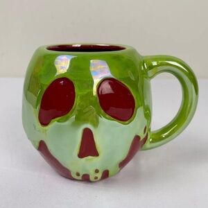 Disney Villains Snow White Wicked Queen Poison Apple Lustre Mug Cup NEW